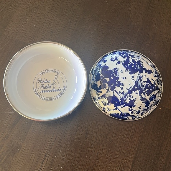 Vintage Logo Golden Rabbit Fine Enamelware Dip Bowls 4.5”x1” Tasting Set of 4 - Picture 1 of 9